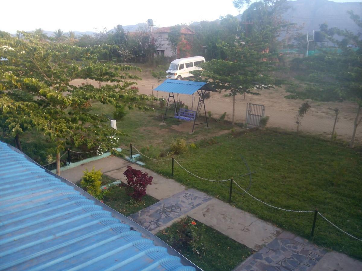 Green Hills Farm And Guest House มาสินากุดี ภายนอก รูปภาพ
